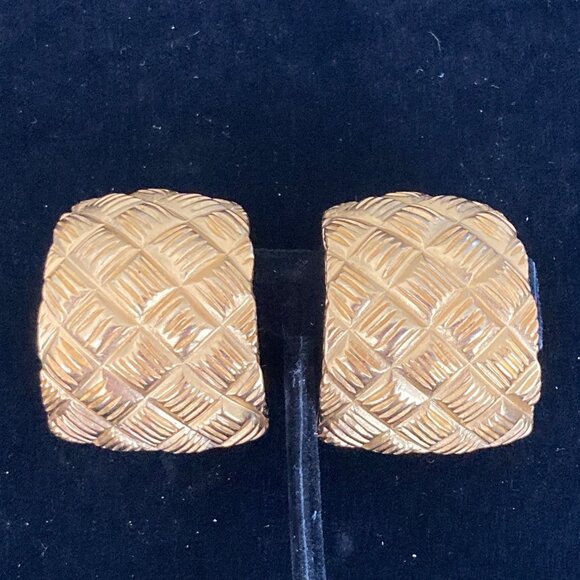 Anne Klein Gold Tone Basket Weave Clip On Earrings Vintage 1980s Chunky Gorgeous - Picture 4 of 13